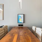 Apartman Gorgeous Flat 3min Walk To