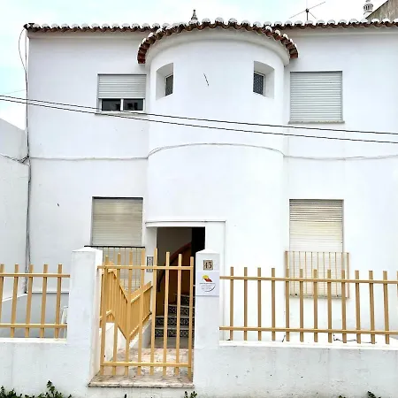 公寓 Gorgeous Flat 3min Walk To 阿尔布费拉