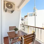 Gorgeous Flat 3min Walk To Apartamento *